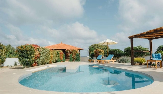 BH512 - C - Villa Rhodes