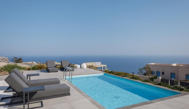 Blé Suites Santorini
