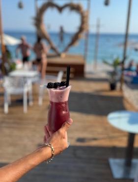 Blue Heaven Seaside in Borsh