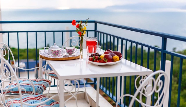 Blue Mediterranean with stunning sea view,one bedroom ,private parking
