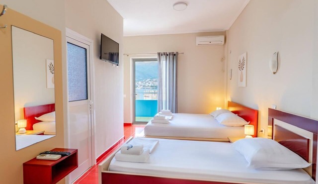 Blue Stay Hotel in Himarë