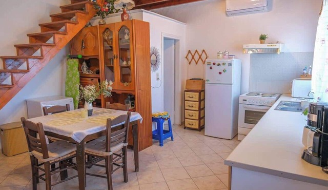 Breeze - Seaside Serene Samos Getaway