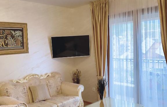 Buddha City Apartment