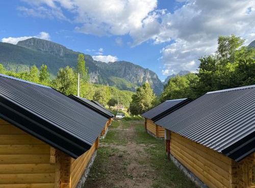 Bungalow-Guest House Alpina