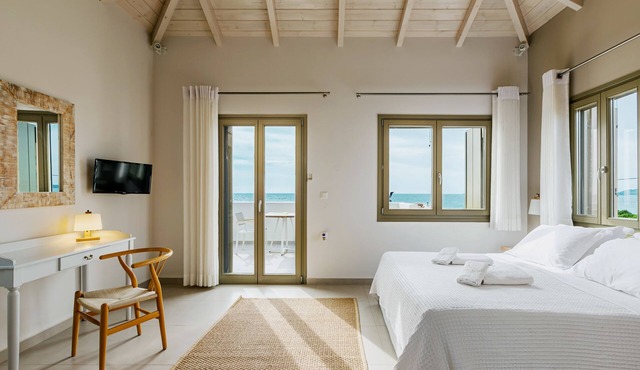 Callisto Seaside Homes & Suites