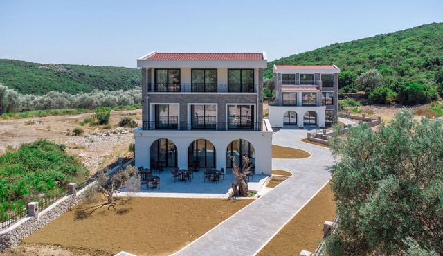 Carolea Villas