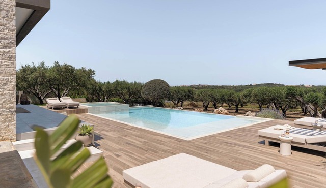 Carpos Villa, Minimal Design Living in Olive Grove in Chania