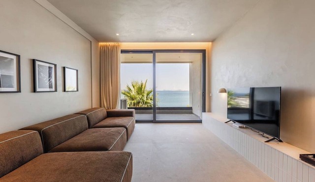 Casa Sud | Luxury 2BR Apartment by PikHost