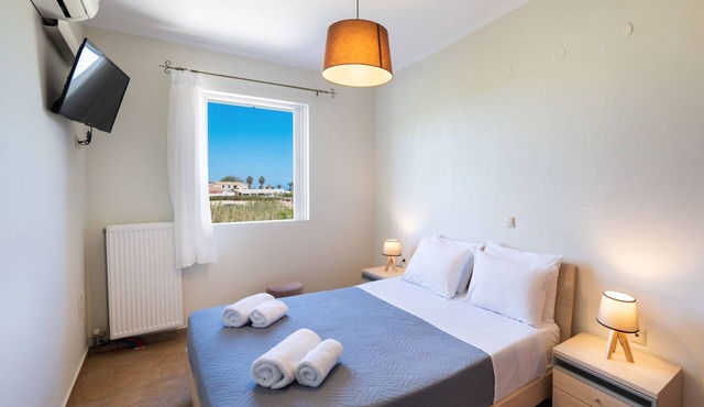 Casa Vardani 2 Modern Central Apartment