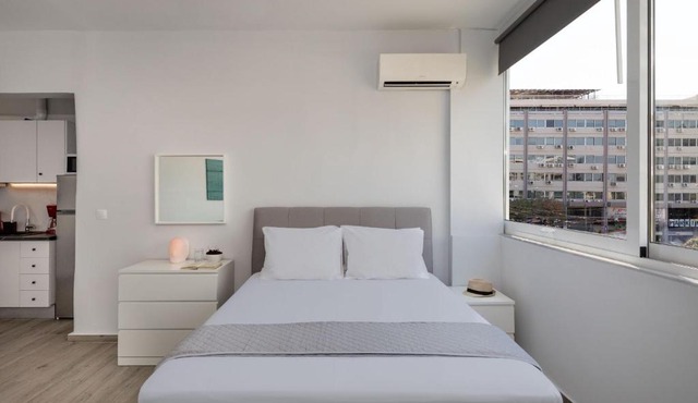 Central Athens Resort 2