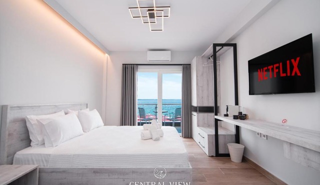 CentralViewSuites in Nea Propontida