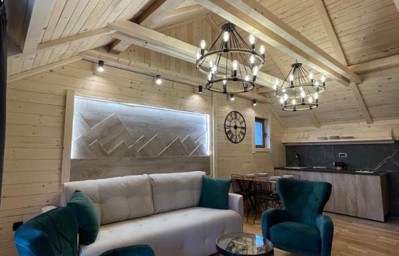 Chalet Montenegrina with jacuzzi