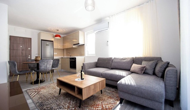 Charming 1-bedroom apartment in fabulous Lastva Grbaljska with AC, WiFi