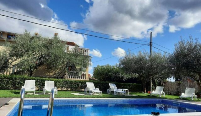 Charming Family-friendly Apartments In Tivat