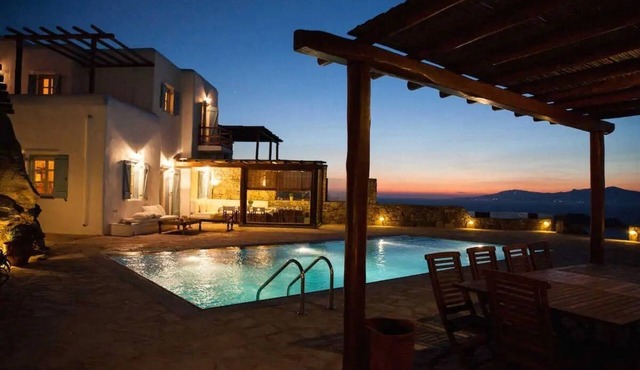 Chef included by Fantasia Villas: Villa Vento 7 bedrooms
