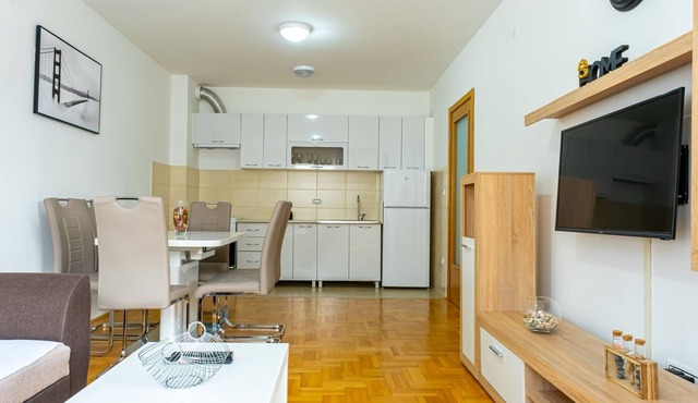 Chic Flat with Balcony Near Beach in Tivat