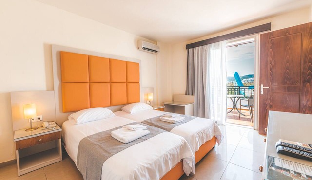 Chrispy Waterpark Resort in Platanias