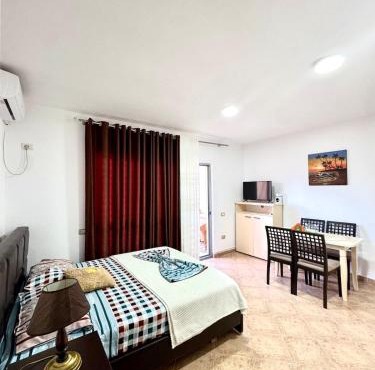 City Center Comfort Studio