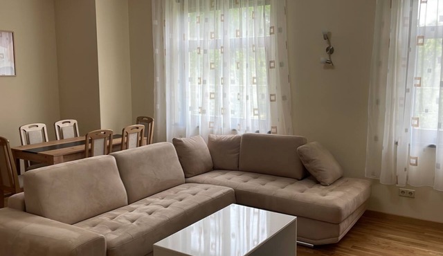 Comfortable apartment with garden