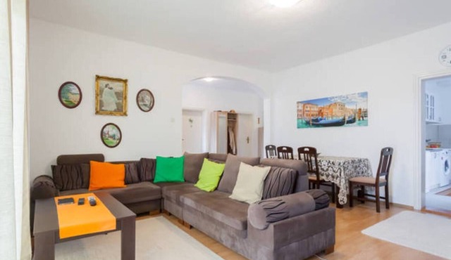 Comfortable house for comfortable stay (14 people)