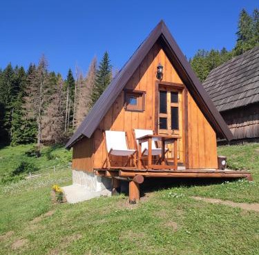Cottage 1600 Bosaca in Nikšić