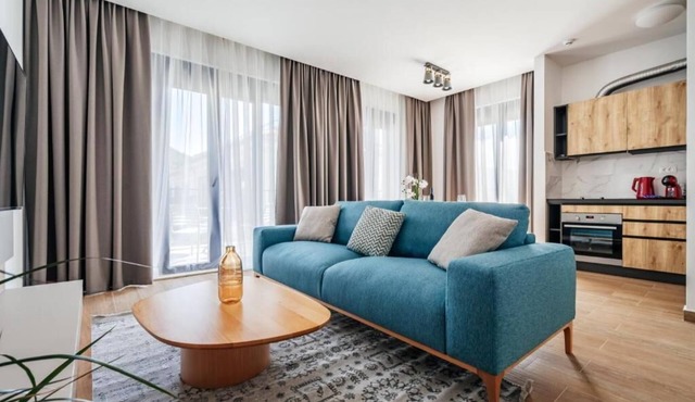 Cozy 2-bedroom apartment in charming Risan with AC