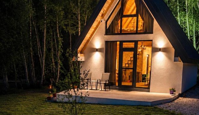 Cozy A-Frame House with Mountain View - Brezna