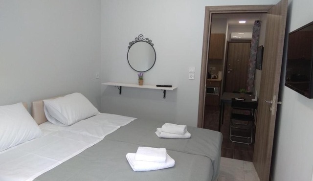 Cozy Apartment 1 next to stavros Niarxos in Athens