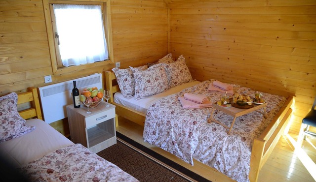 Cozy Berane Stay - Comfort Cottage with balcony 3