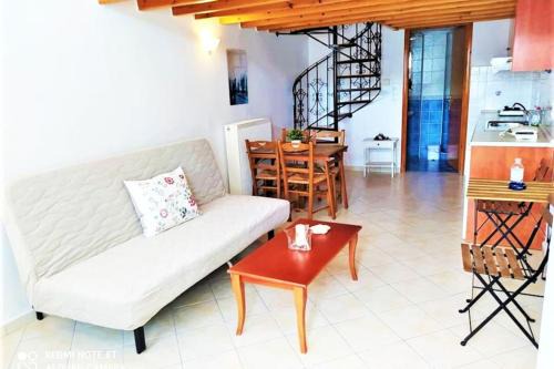 Cozy Maisonette