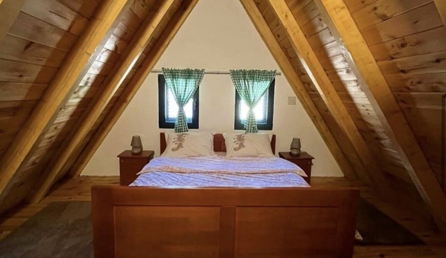 Cozy Mountain Villa with Stunning Views near Savin Kuk