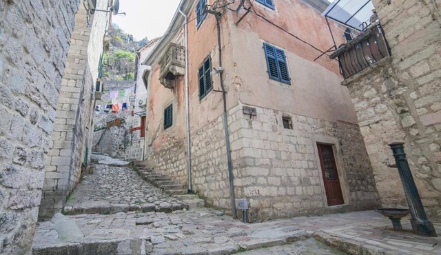 Cozy Stay in Kotor’s Old Town - Studio Apartment