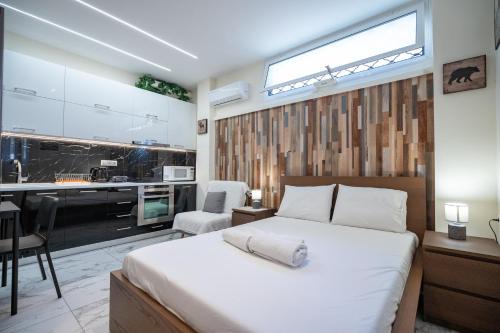 Cozy Studio at Vyronas for 2 pers by MPS in Athens