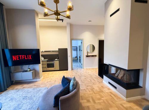 Cozy Urban Apartment