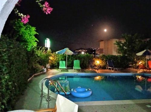 Creta Sun Hotel Studios-Adults Only in Malevizi