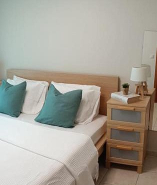 Cute apartment 20m from beach