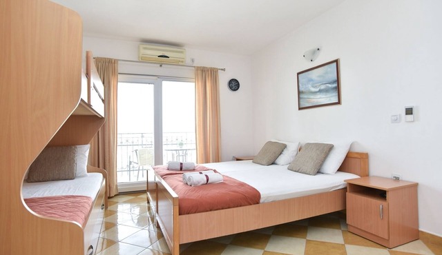 D&D Apartments Tivat - Apartment with 4 beds - No.9