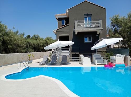 Dacha Apartments