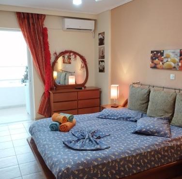 Dancer's Home in Korinthos