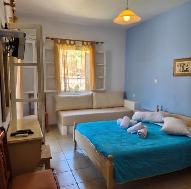 Deilino - Olive View Studio in Amorgos