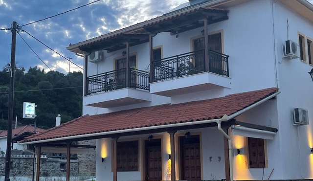 Delfinia Studios in South Pelion