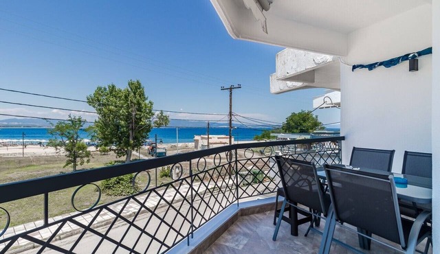 Delion Seaview Apartment by Rentals Pro - Nea Potidaia Halkidiki