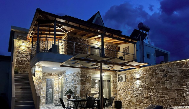 Destan & Juliette Luxury sea villa in Platanias