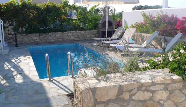 Detached vacation villa with a private pool in Loutra, Crete in Rethymno