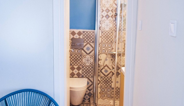Dinoulas Penthouse: Renovated Apt in the City Center