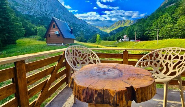 Djedina Gora Cabins