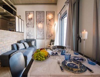 Domus Arch Suites in Kýthira