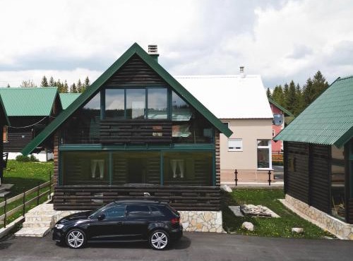 Durmitor's sun cottages