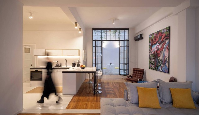 Ebullience - Stylish & Chic Athens Apartment in Athens