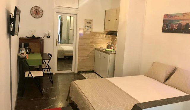 Edem Riviera Studio,close to beach,in Paleo Faliro